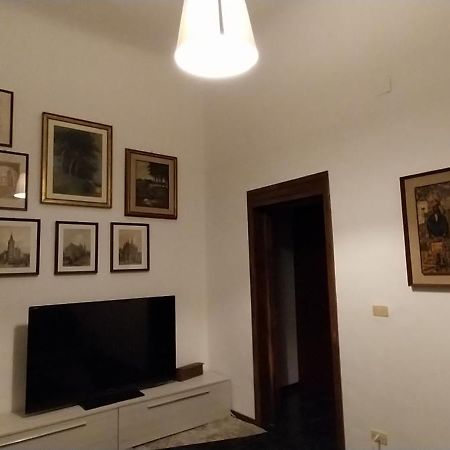 לינה וארוחת בוקר Casa Ramellini Taranto Centro מראה חיצוני תמונה